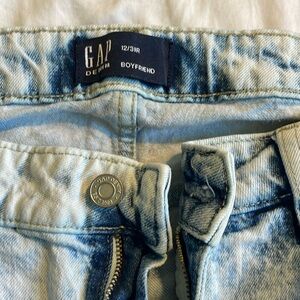 Gap, boyfriend jeans, size 12/31 regular.